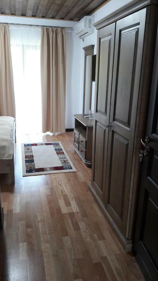 Mateo Transalpina Ξενοδοχείο Săsciori Εξωτερικό φωτογραφία